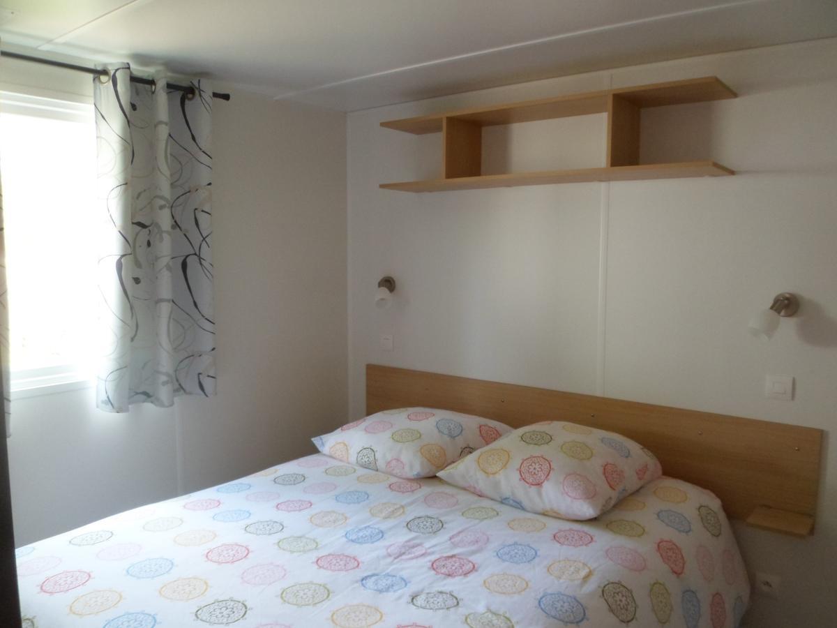 Camping Loisirs Des Groux Mousseaux-sur-Seine Ngoại thất bức ảnh