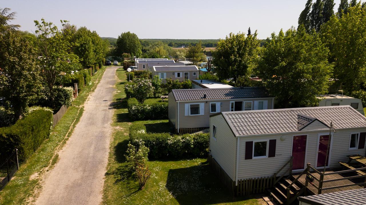 Camping Loisirs Des Groux Hotel Mousseaux-sur-Seine Ngoại thất bức ảnh